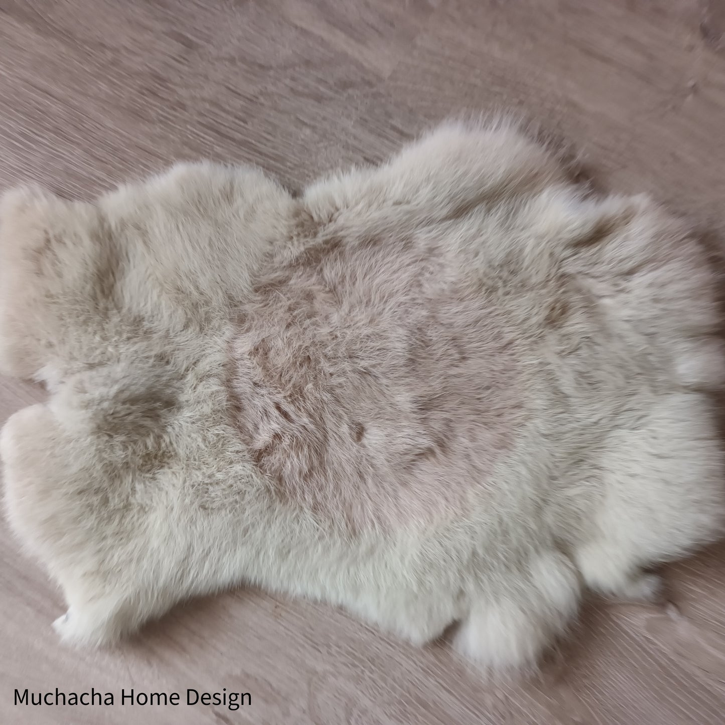 Konijnenvelletje - Beige - Decoratief - Mars&More
