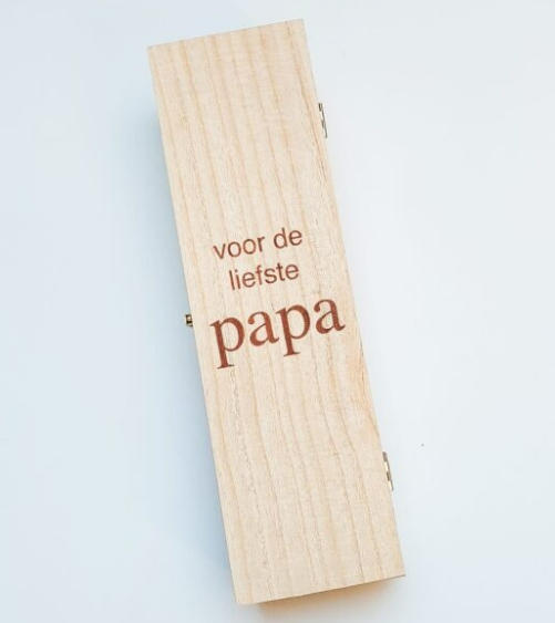 Wijnkist - Cadeau - Gepersonaliseerd - Peter vragen - Vaderdag - Einde schooljaar cadeau -Interieuraccessoires - Muchacha Home Design - Dendermonde