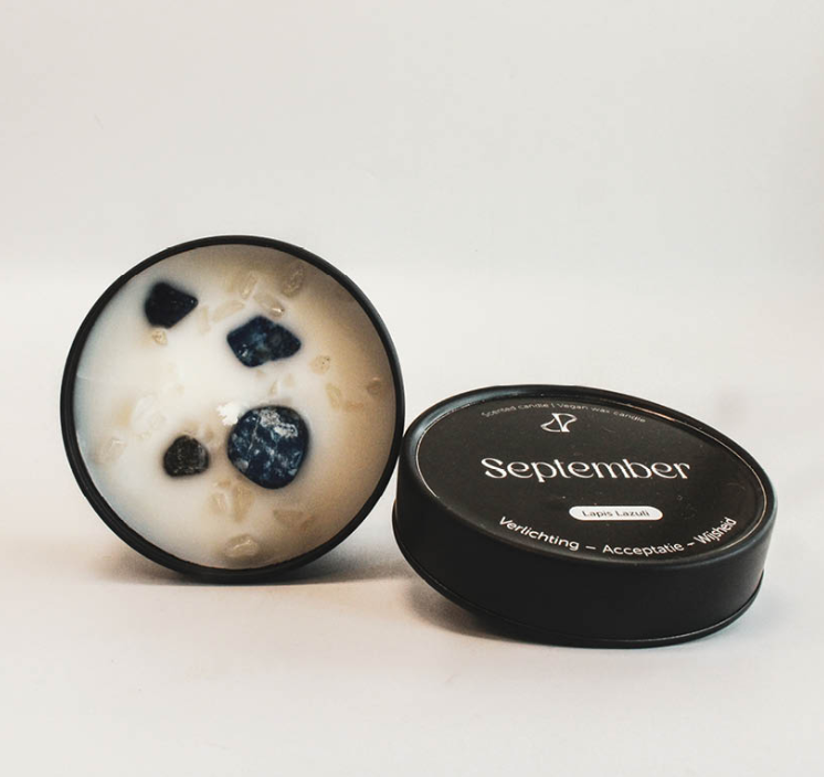 Maandblikje - Oktober - Geurkaars met edelstenen